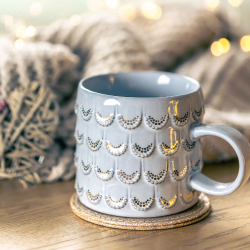 水色のマグカップ